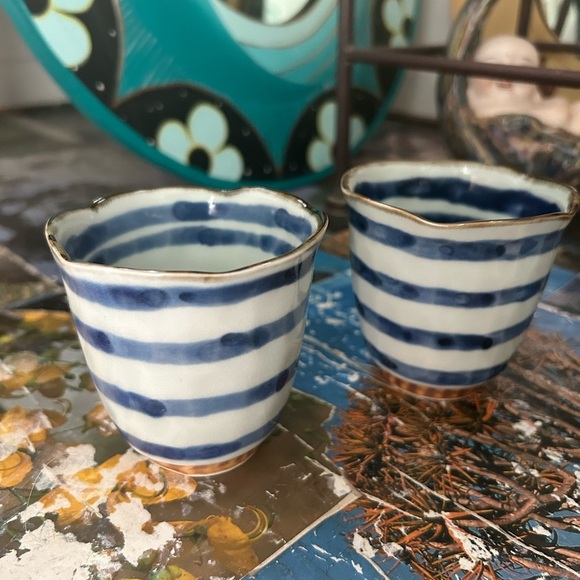 Vintage Japanese Yunomi Tea Cups Pair Stoneware Striped 3" Handmade Pottery - Picture 10 of 16